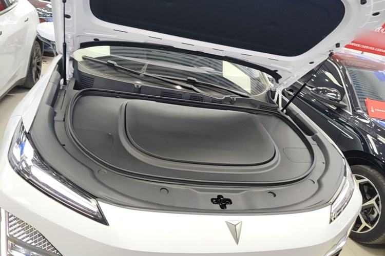 Used Deepal S07 2025 285Max Huawei Qiankun Intelligent Driving ADS SE Range-Extended Version Engine Bay