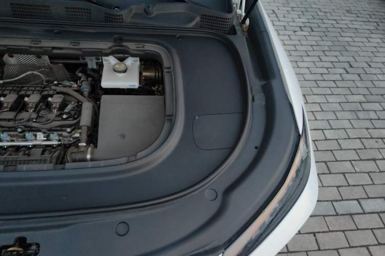 Used Deepal S07 2025 Deepal Intelligent Driving AD PRO Range-Extended Version Engine Bay Left