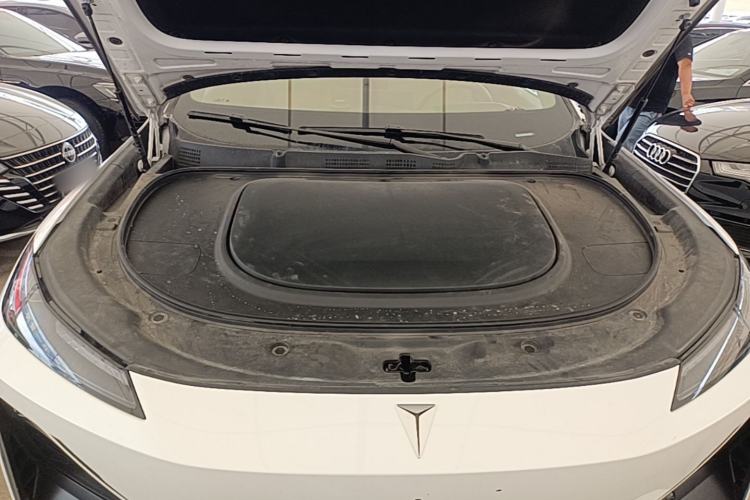 Used Deepal S07 2025 Deepal Intelligent Driving AD PRO Range-Extended Version Engine Bay