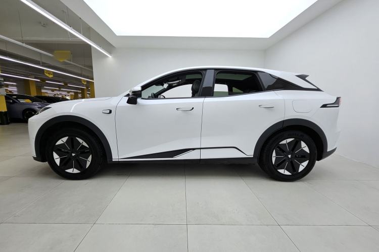 Used Deepal S07 2025 285Max Huawei Qiankun Intelligent Driving ADS SE Range-Extended Version Exterior 4