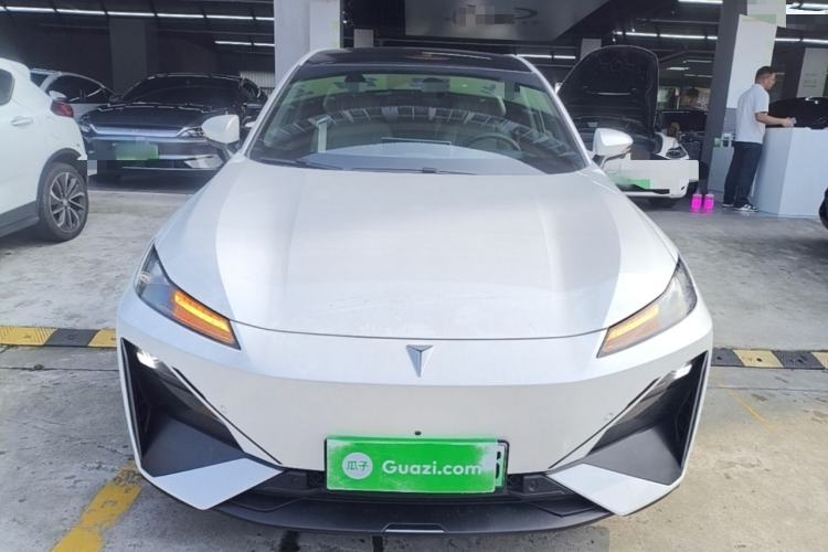 Used Deepal S07 2025 285Max Huawei Qiankun Intelligent Driving ADS SE Range-Extended Version Front