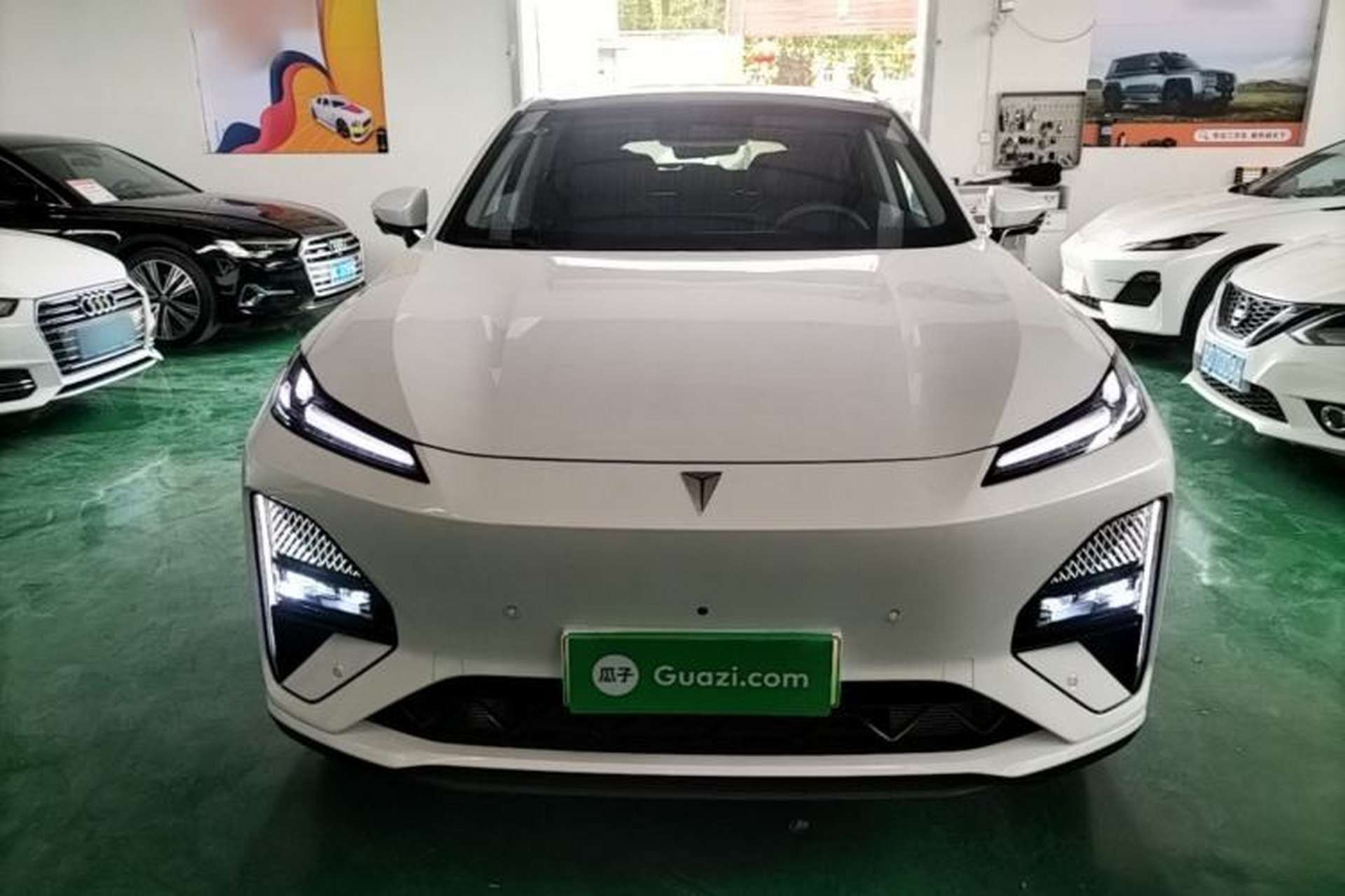 Used Deepal S07 2025 285Max Huawei Qiankun Intelligent Driving ADS SE Range-Extended Version Front