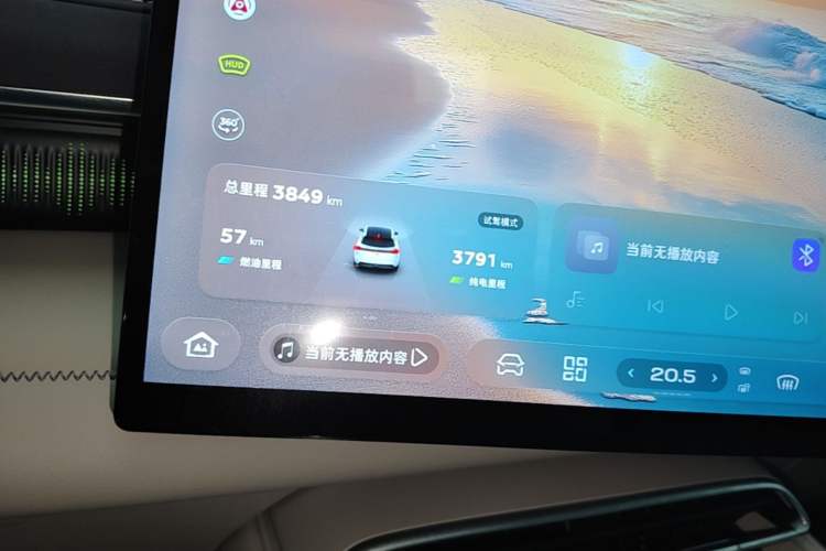 Used Deepal S07 2025 285Max Huawei Qiankun Intelligent Driving ADS SE Range-Extended Version Instrument Cluster