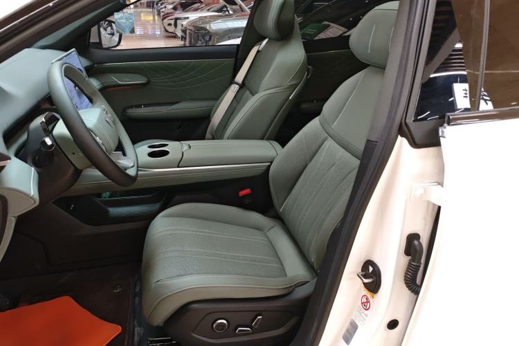 Used Deepal S07 2025 520Max Huawei Qiankun Intelligent Driving ADS SE Pure-Electric Version Left Front Seat