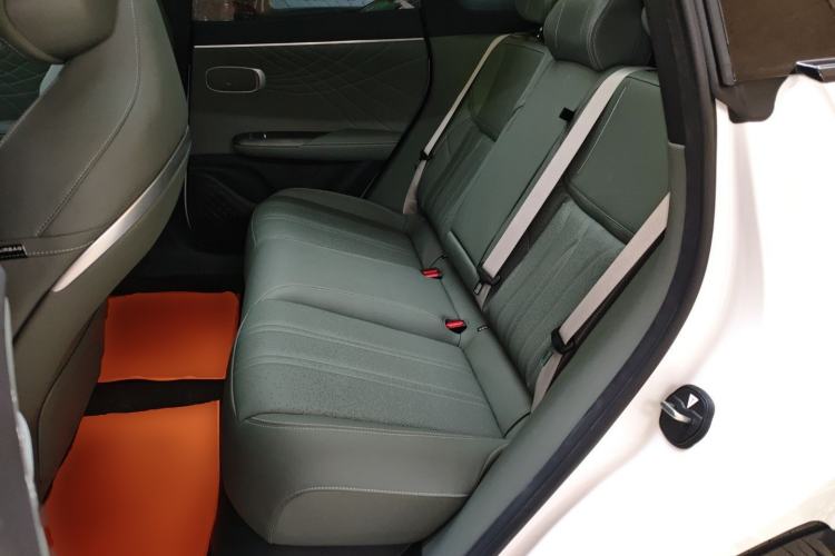 Used Deepal S07 2025 520Max Huawei Qiankun Intelligent Driving ADS SE Pure-Electric Version Left Rear Seat