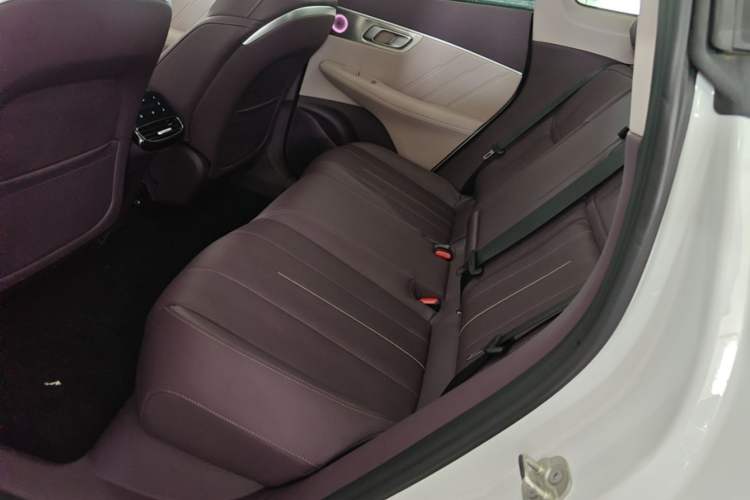 Used Deepal S07 2025 Deepal Intelligent Driving AD PRO Range-Extended Version Left Rear Seat