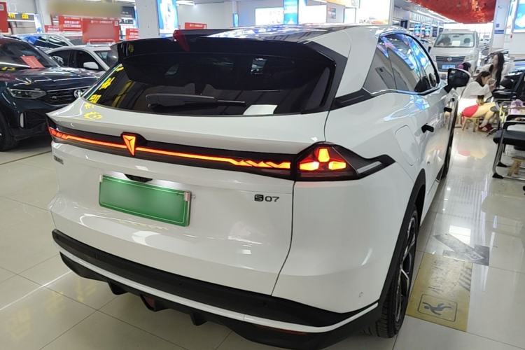 Used Deepal S07 2025 285Max Huawei Qiankun Intelligent Driving ADS SE Range-Extended Version Rear Right 45 Deg