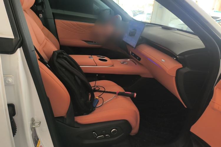 Used Deepal S07 2025 215Max Deep Blue Intelligent Driving AD PRO Range-Extended Version Right Front Seat