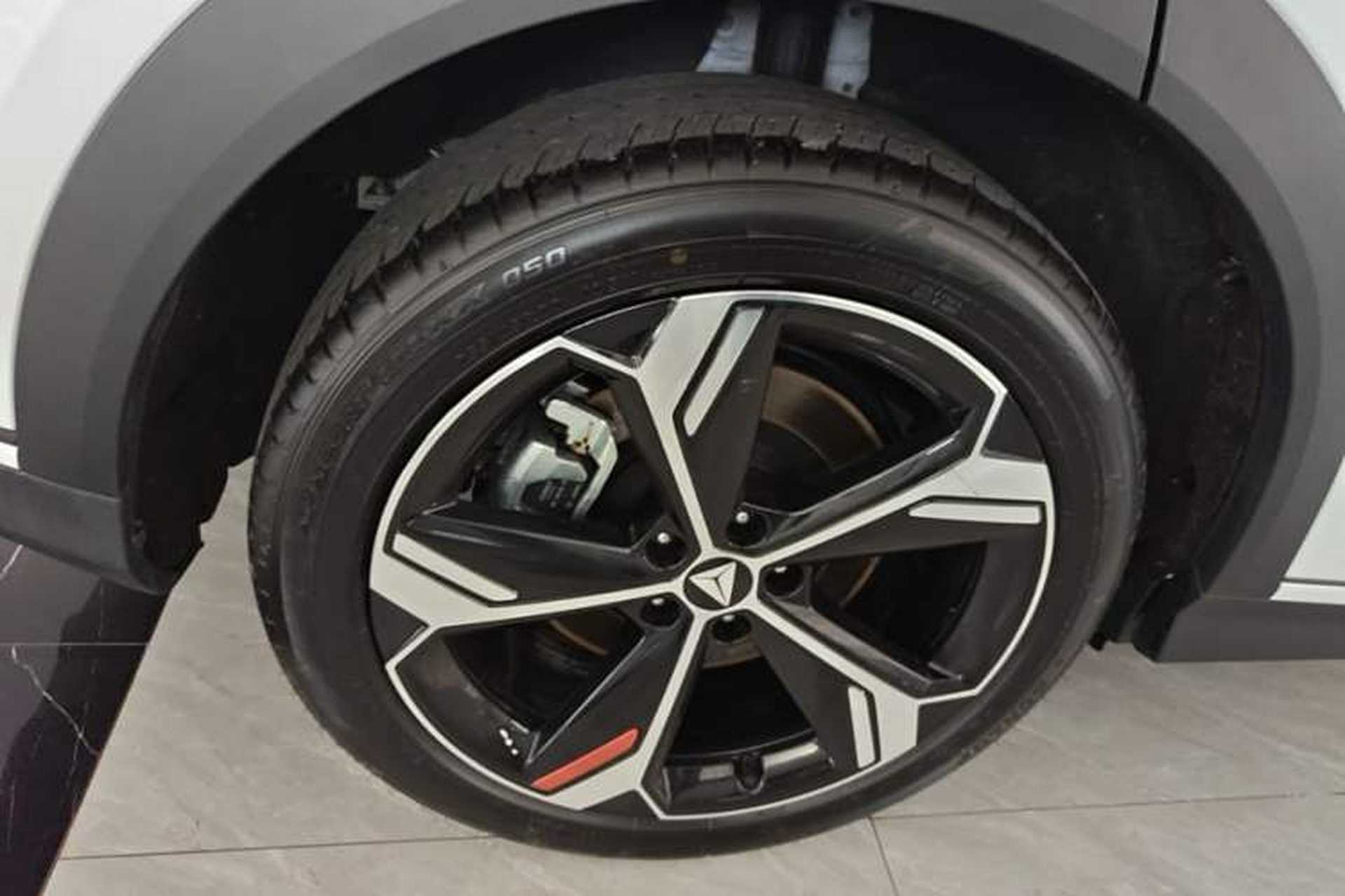Used Deepal S07 2025 Deepal Intelligent Driving AD PRO Range-Extended Version Right Rear Wheel Hub