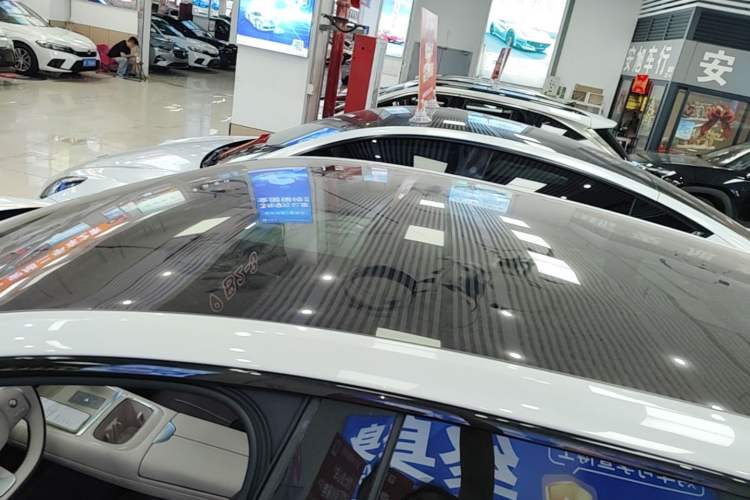 Used Deepal S07 2025 285Max Huawei Qiankun Intelligent Driving ADS SE Range-Extended Version Roof