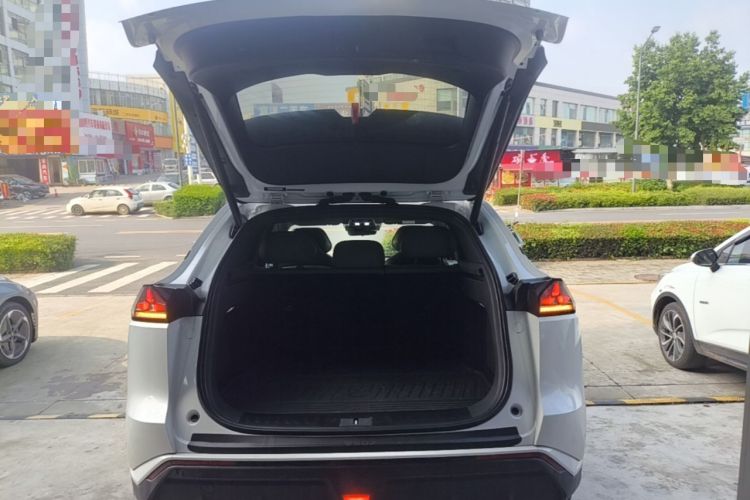 Used Deepal S07 2025 285Max Huawei Qiankun Intelligent Driving ADS SE Range-Extended Version Trunk