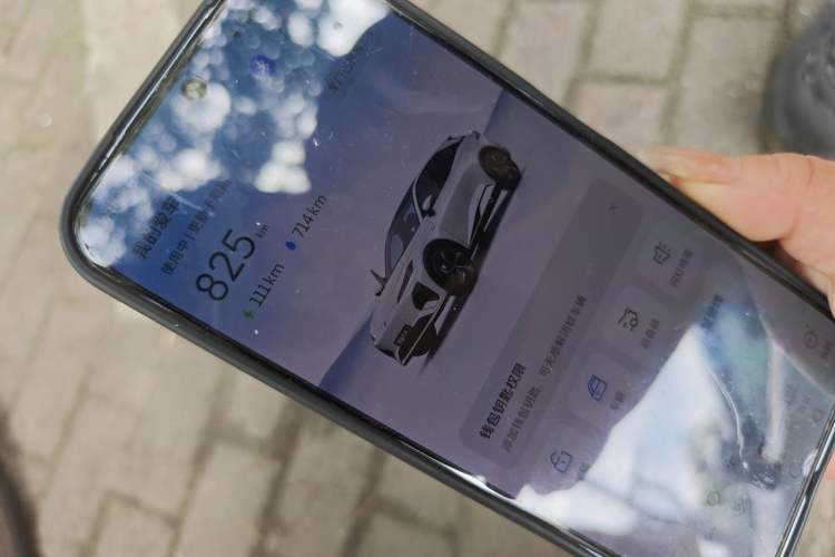 Used Deepal S07 2025 215Max Huawei Qiankun Intelligent Driving ADS SE Range-Extended Version Vehicle Key