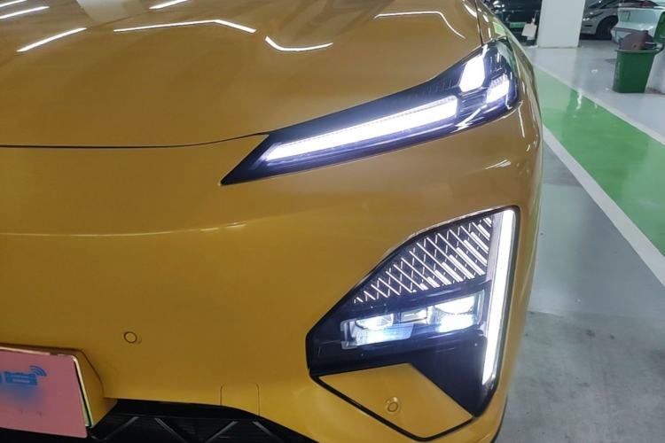 Used Deepal S07 2025 285Max Huawei Qiankun Intelligent Driving ADS SE Range-Extended Version Left Front Headlight