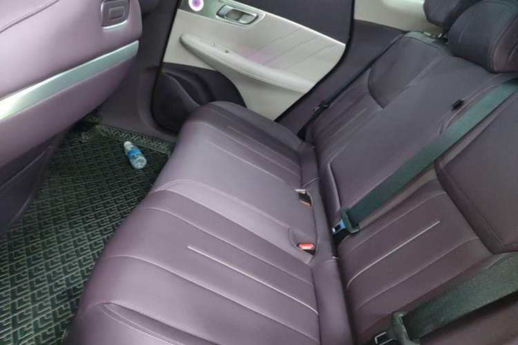 Used Deepal S07 2025 285Max Huawei Qiankun Intelligent Driving ADS SE Range-Extended Version Left Rear Seat