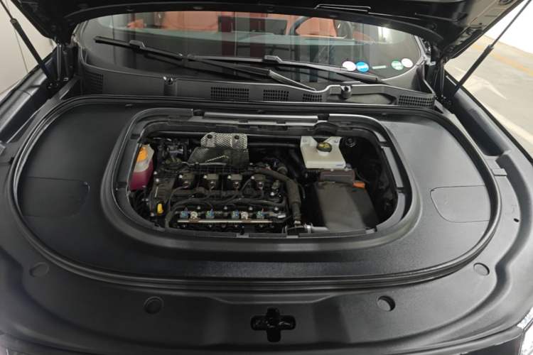 Used Deepal S07 2026 230Ultra with Huawei Qiankun ADS SE Edition Engine Bay