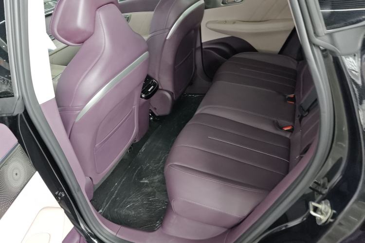 Used Deepal S07 2026 230Ultra with Huawei Qiankun ADS SE Edition Left Rear Seat