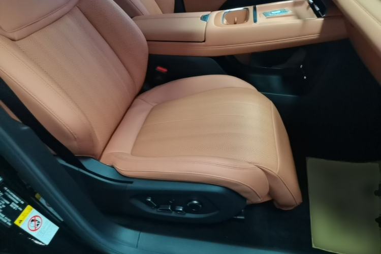 Used Deepal S07 2026 230Ultra with Huawei Qiankun ADS SE Edition Right Front Seat