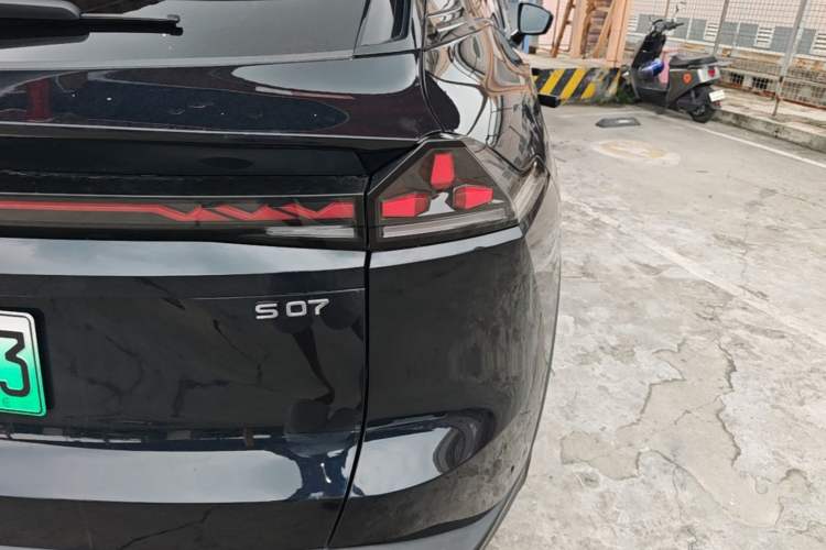 Used Deepal S07 2026 230Ultra with Huawei Qiankun ADS SE Edition Right Rear Taillight