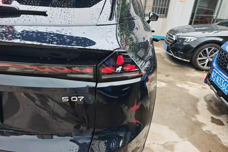 Used Deepal S07 2026 230Ultra with Huawei Qiankun ADS SE Edition Right Rear Taillight