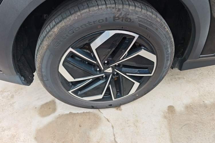 Used Deepal S07 2026 230Ultra with Huawei Qiankun ADS SE Edition Right Rear Wheel Hub