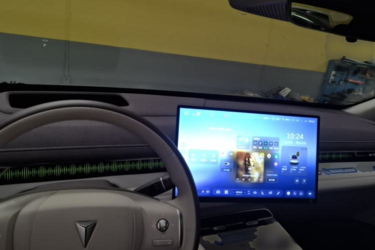 Used Deepal S07 2026 230Ultra with Huawei Qiankun ADS SE Edition Center Console