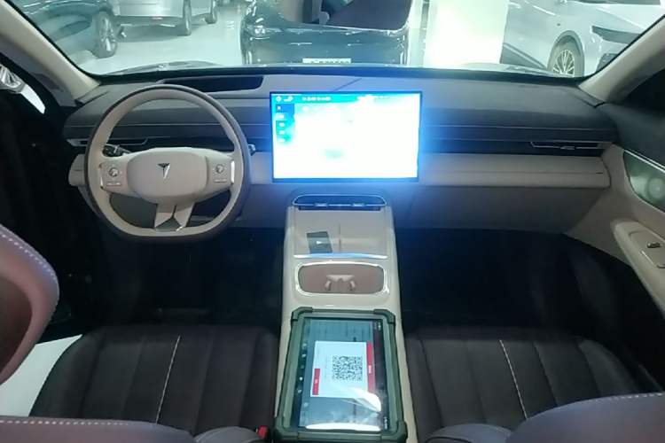 Used Deepal S07 2026 230Ultra with Huawei Qiankun ADS SE Edition Center Console