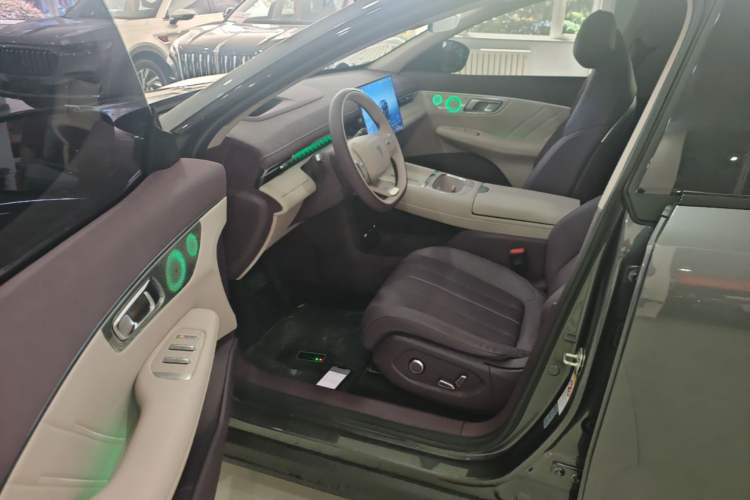 Used Deepal S07 2026 230Ultra with Huawei Qiankun ADS SE Edition Driver Seat