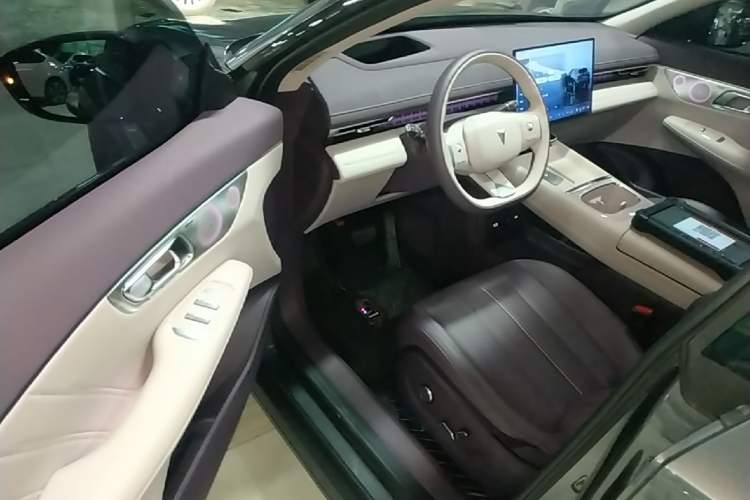Used Deepal S07 2026 230Ultra with Huawei Qiankun ADS SE Edition Driver Seat