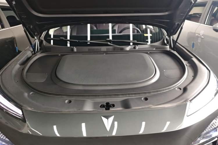 Used Deepal S07 2026 230Ultra with Huawei Qiankun ADS SE Edition Engine Bay