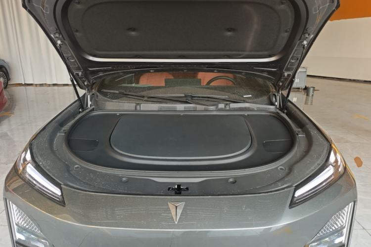 Used Deepal S07 2026 230Ultra with Huawei Qiankun ADS SE Edition Engine Bay