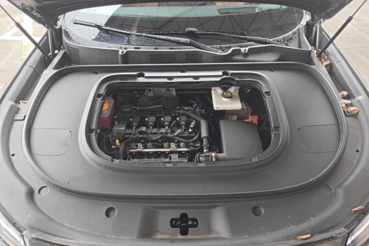 Used Deepal S07 2026 230Ultra with Huawei Qiankun ADS SE Edition Engine Bay