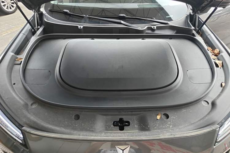 Used Deepal S07 2026 230Ultra with Huawei Qiankun ADS SE Edition Engine Bay