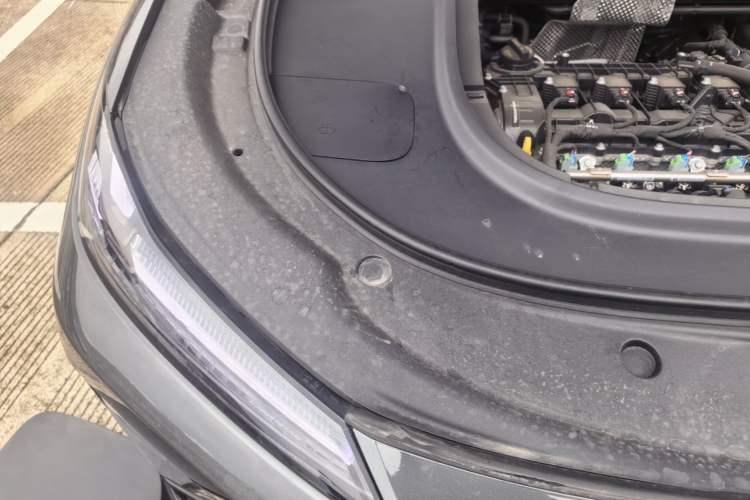 Used Deepal S07 2026 230Ultra with Huawei Qiankun ADS SE Edition Engine Bay Right
