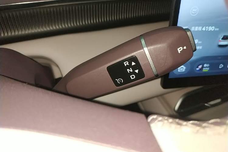 Used Deepal S07 2026 230Ultra with Huawei Qiankun ADS SE Edition Gear Lever