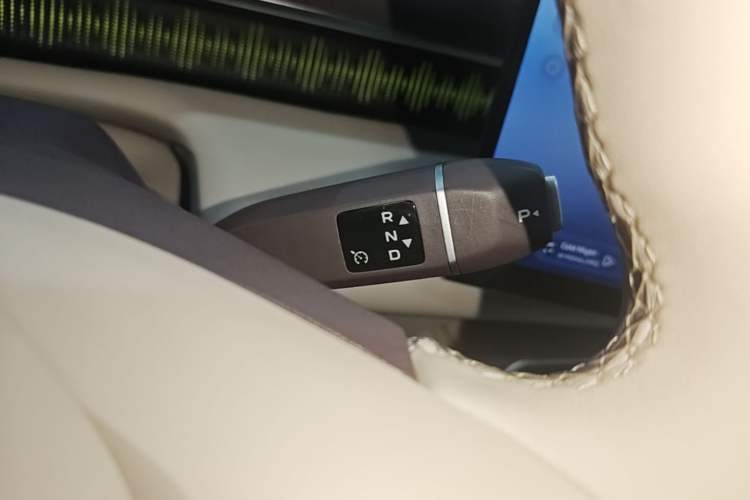 Used Deepal S07 2026 230Ultra with Huawei Qiankun ADS SE Edition Gear Lever
