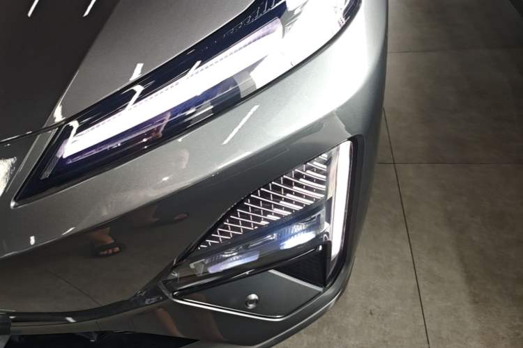 Used Deepal S07 2026 230Ultra with Huawei Qiankun ADS SE Edition Left Front Headlight