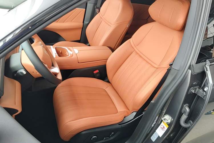 Used Deepal S07 2026 230Ultra with Huawei Qiankun ADS SE Edition Left Front Seat