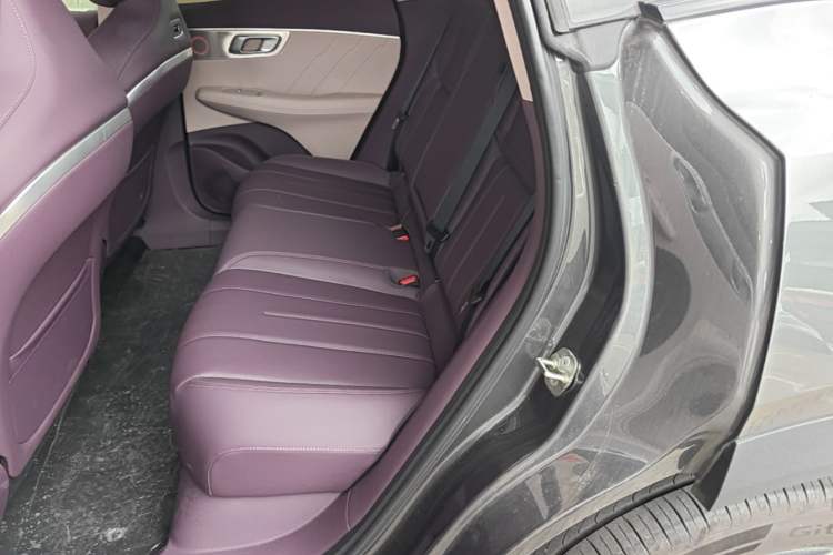 Used Deepal S07 2026 230Ultra with Huawei Qiankun ADS SE Edition Left Rear Seat