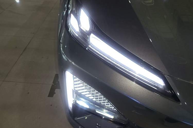 Used Deepal S07 2026 Model 230Max Huawei Qiankun ADS SE Edition Right Front Headlight