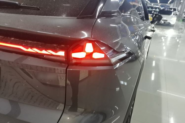 Used Deepal S07 2026 230Ultra with Huawei Qiankun ADS SE Edition Right Rear Taillight