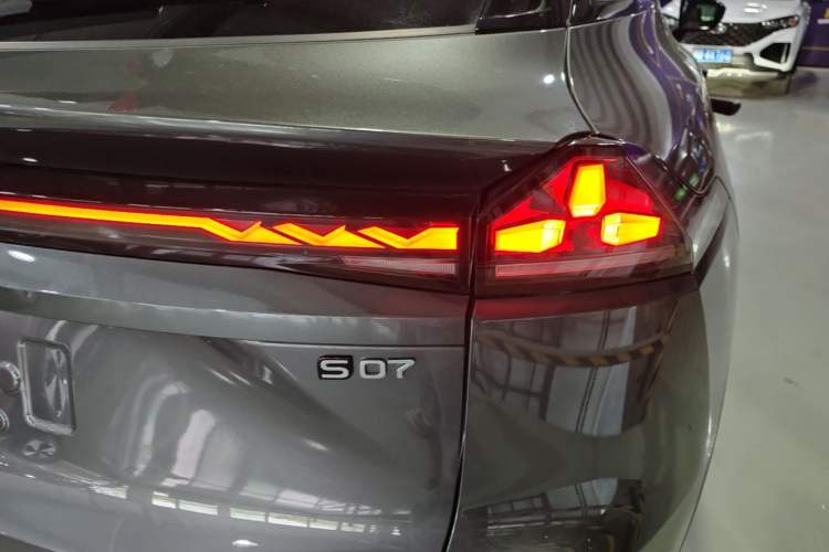 Used Deepal S07 2026 230Ultra with Huawei Qiankun ADS SE Edition Right Rear Taillight
