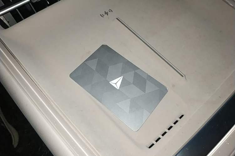 Used Deepal S07 2026 230Ultra with Huawei Qiankun ADS SE Edition Vehicle Key