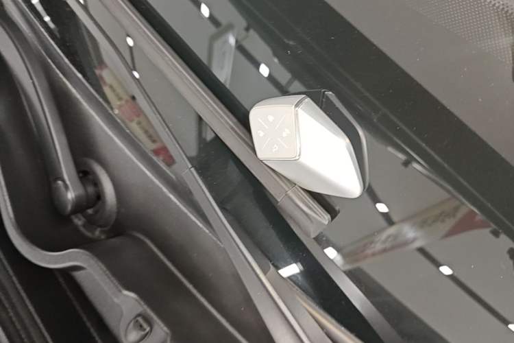 Used Deepal S07 2026 230Ultra with Huawei Qiankun ADS SE Edition Vehicle Key