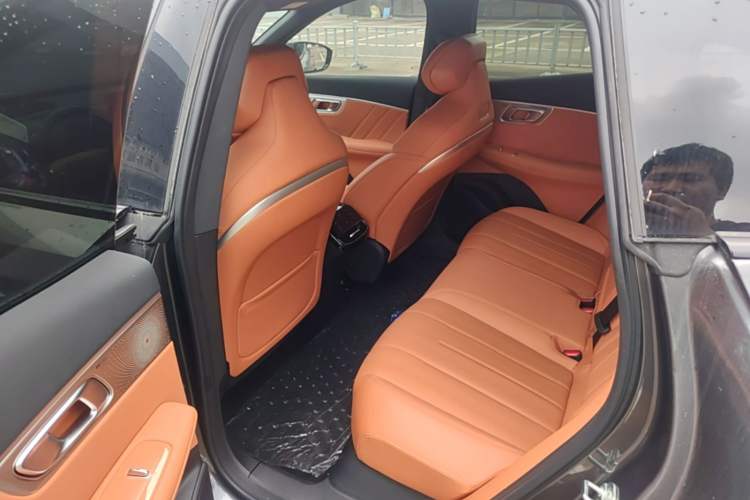 Used Deepal S07 2026 230Ultra with Huawei Qiankun ADS SE Edition Left Rear Seat