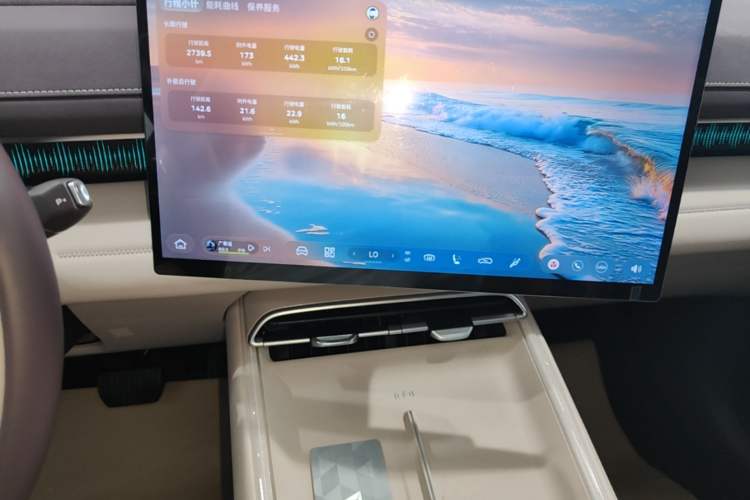 Used Deepal S07 2026 Model, 630 Ultra Huawei Qiankun Laser Version Audio And AC Panel