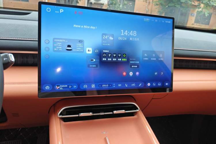 Used Deepal S07 2026 Model 550Ultra Huawei Qiankun ADS SE Edition Audio And AC Panel