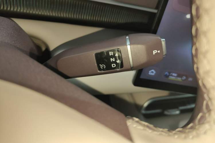 Used Deepal S07 2026 Model, 630 Ultra Huawei Qiankun Laser Version Gear Lever