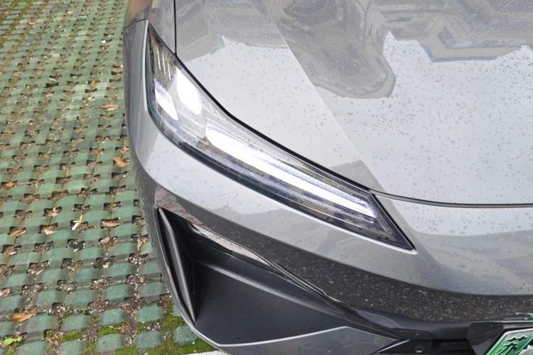 Used Deepal S07 2026 Model 550Ultra Huawei Qiankun ADS SE Edition Right Front Headlight