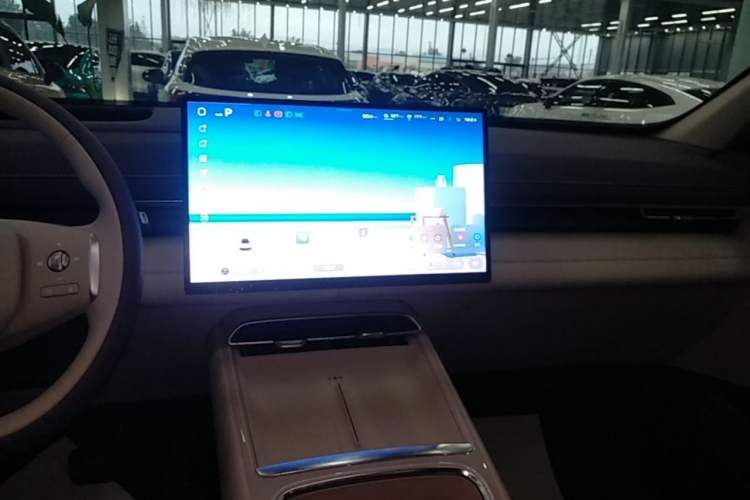 Used Deepal S07 2026 230Ultra with Huawei Qiankun ADS SE Edition Audio And AC Panel