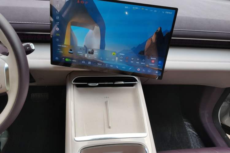 Used Deepal S07 2026 230Ultra with Huawei Qiankun ADS SE Edition Audio And AC Panel